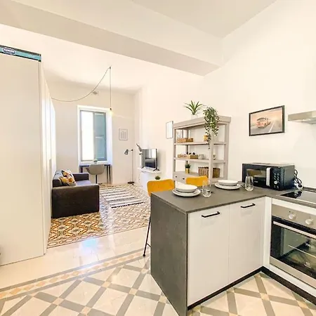 Entire In 1a By Solea Sliema