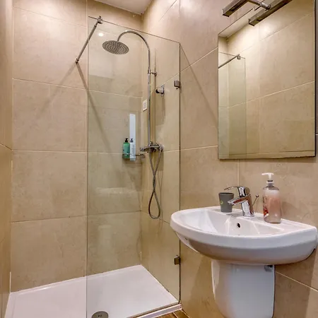 Smart 1a - 'sacre Cuor' - By Solea Sliema